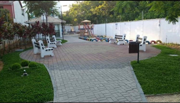 Apto Em Easy Club Encantador Com Piscina. Appartement Piçarras Buitenkant foto